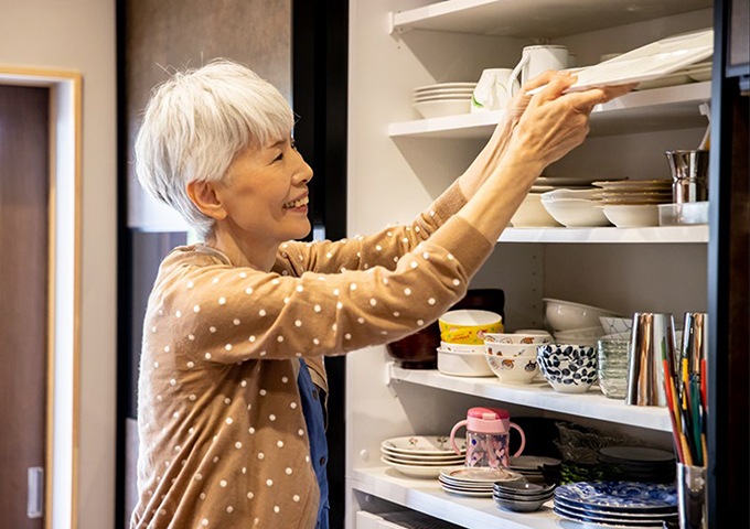 滿足的收納和易維護性 能一直保持整潔的廚房